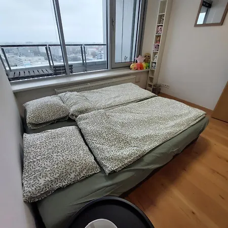 Skyline View - 15th Floor Bliss Apartment *