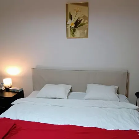 Skyline View - 15th Floor Bliss 아파트